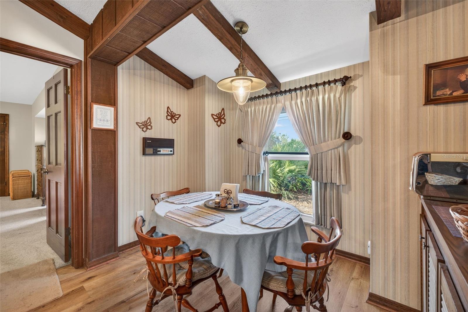 Image 33 of 79 For 1406 Big Oak Court