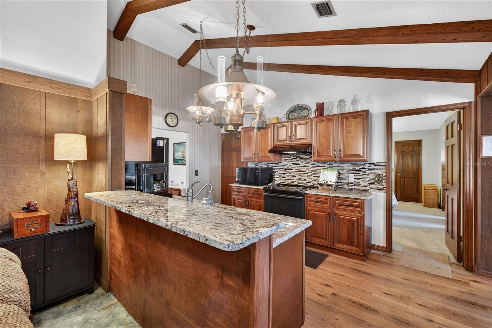 Image 35 of 79 For 1406 Big Oak Court