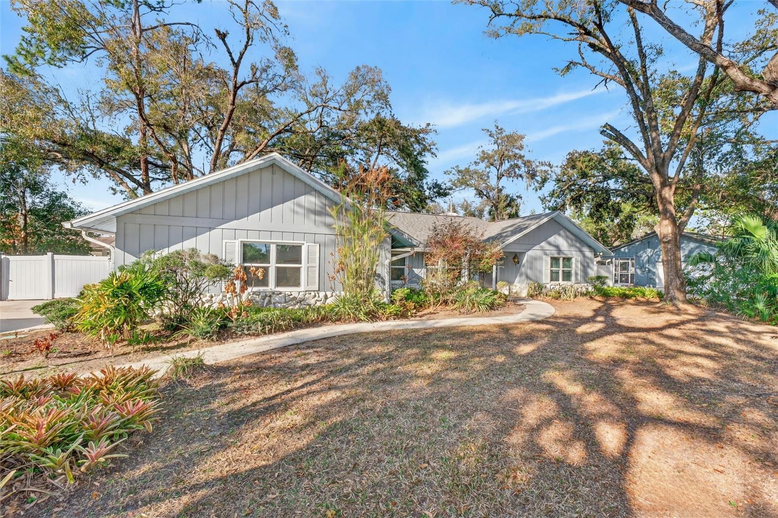 Image 8 of 79 For 1406 Big Oak Court