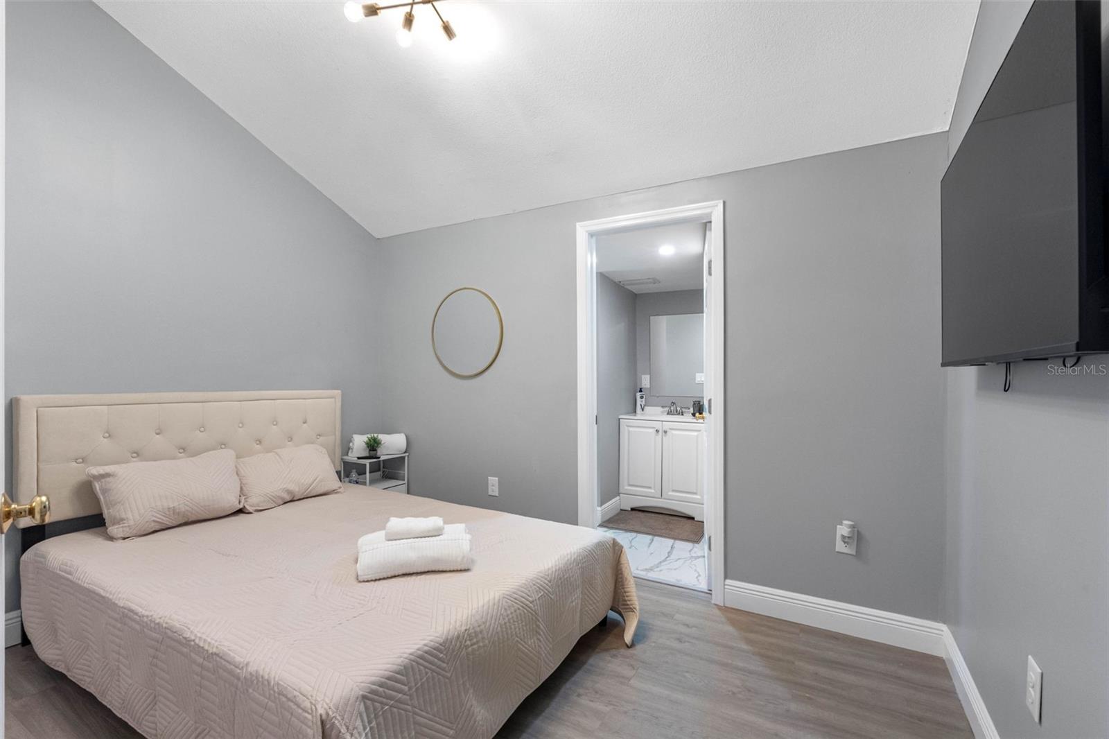 Image 26 of 52 For 4317 Regnas Avenue