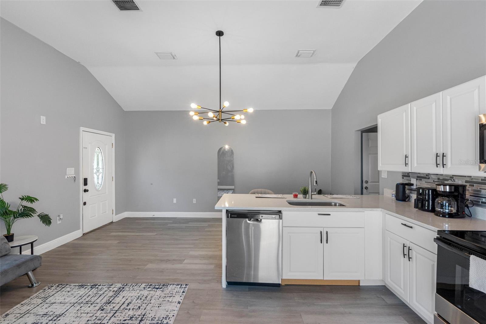 Image 32 of 52 For 4317 Regnas Avenue