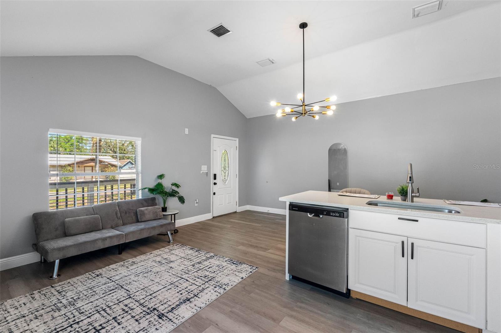 Image 33 of 52 For 4317 Regnas Avenue