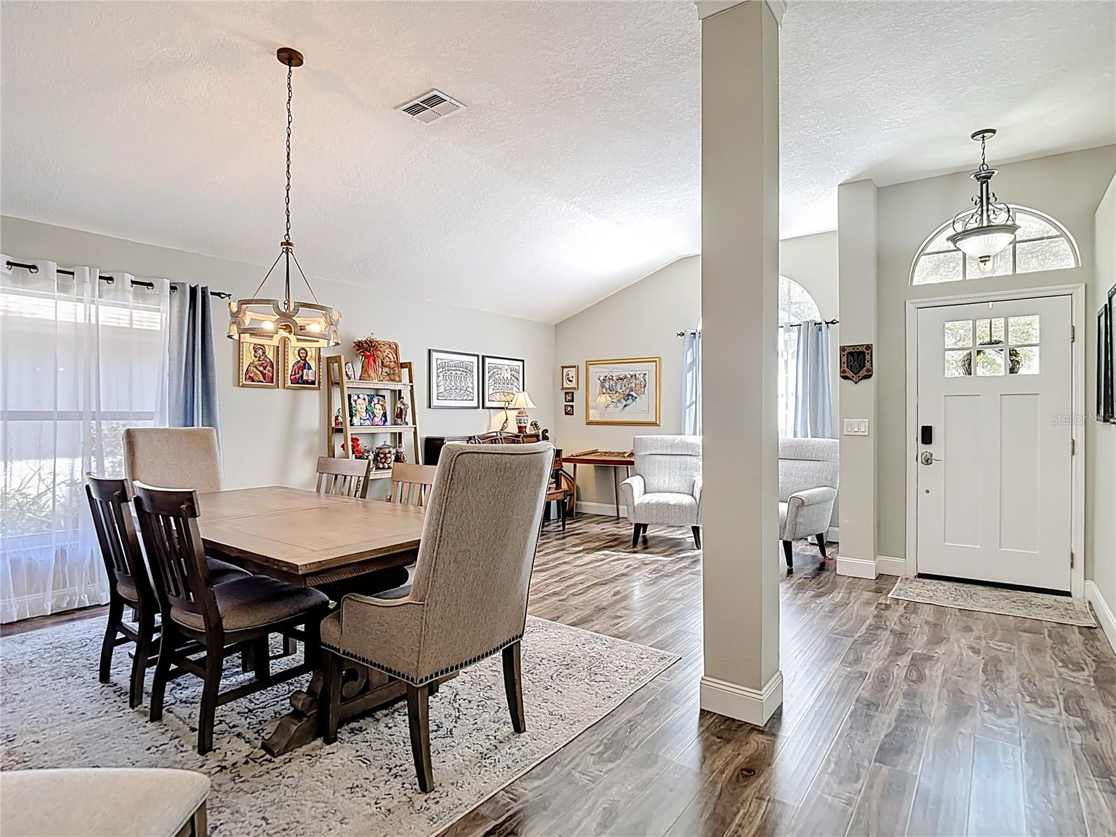 Image 14 of 63 For 5637 Paddock Trail Drive