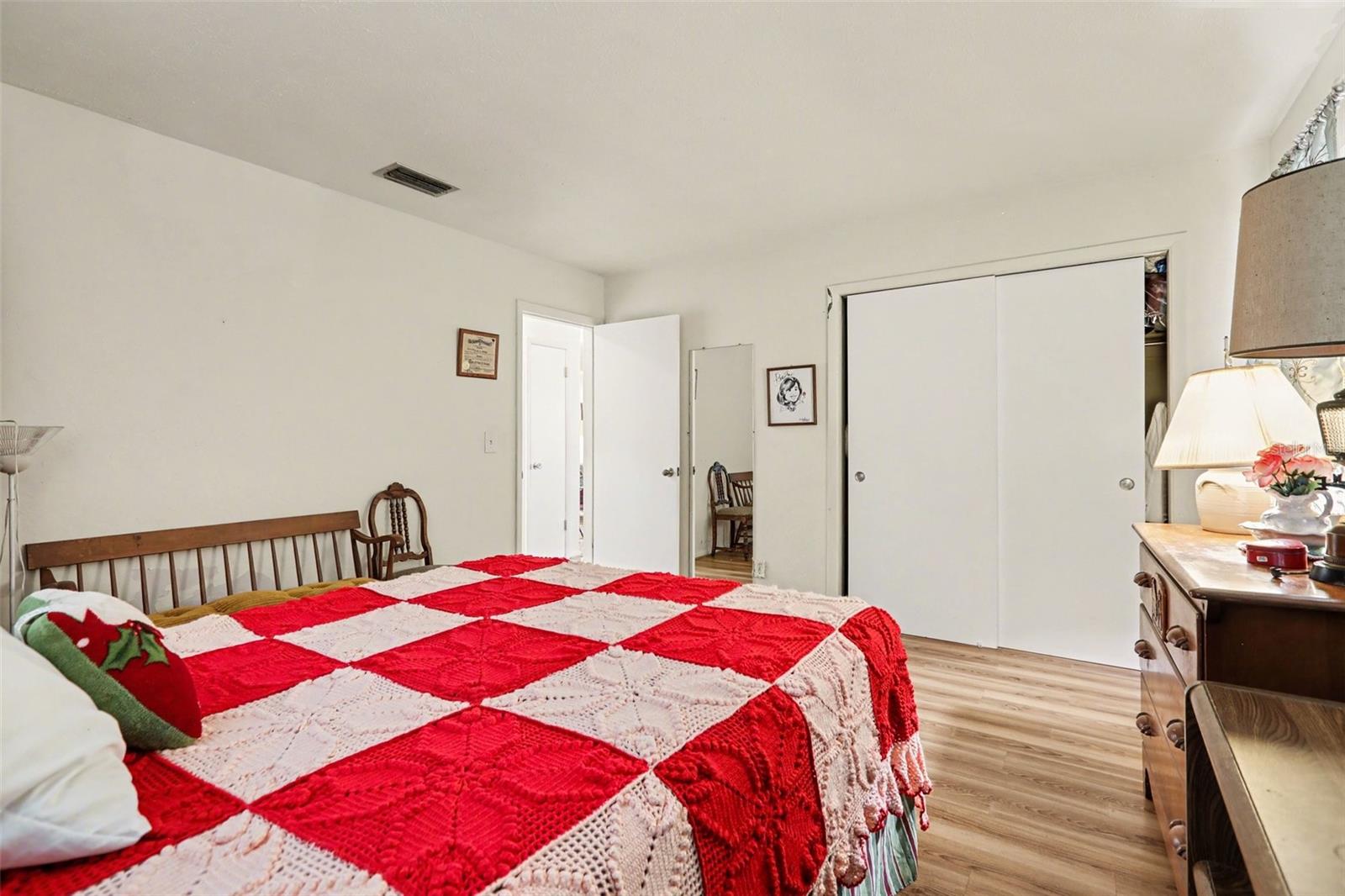 Image 20 of 29 For 4204 Cape Vista Drive