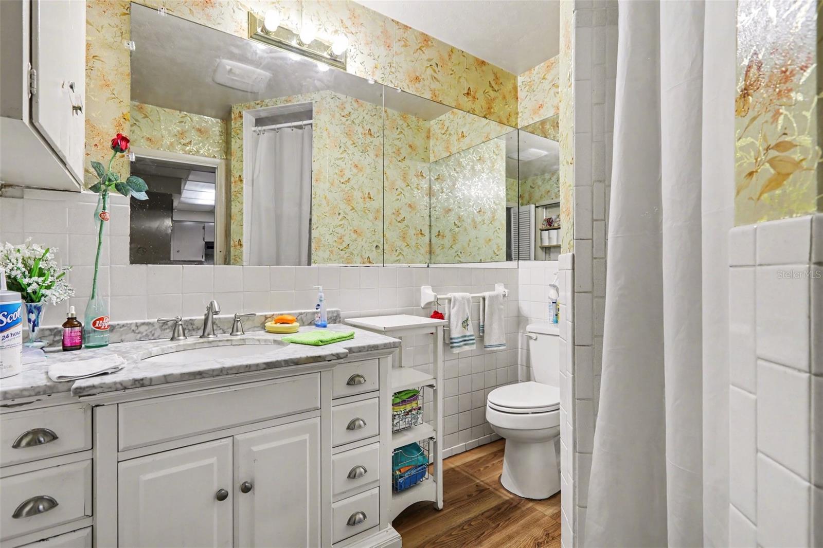 Image 21 of 29 For 4204 Cape Vista Drive