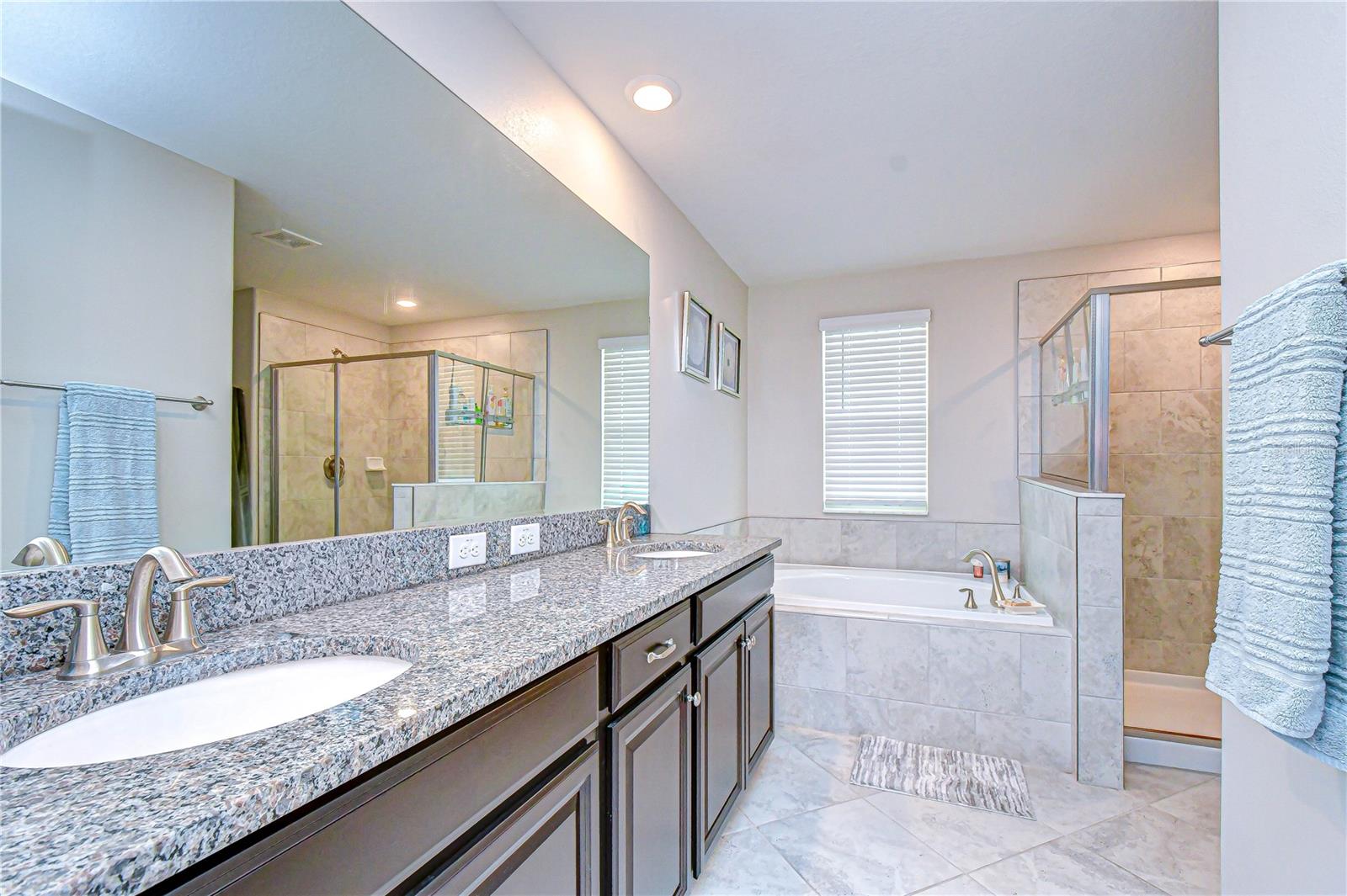 Image 26 of 34 For 25069 Lambrusco Loop