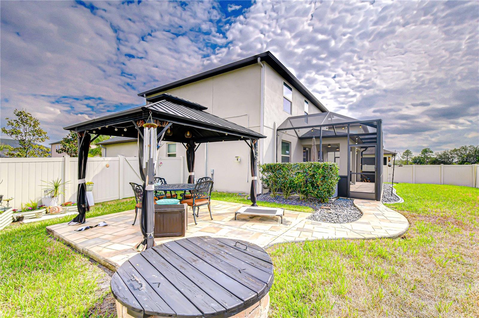 Image 30 of 34 For 25069 Lambrusco Loop