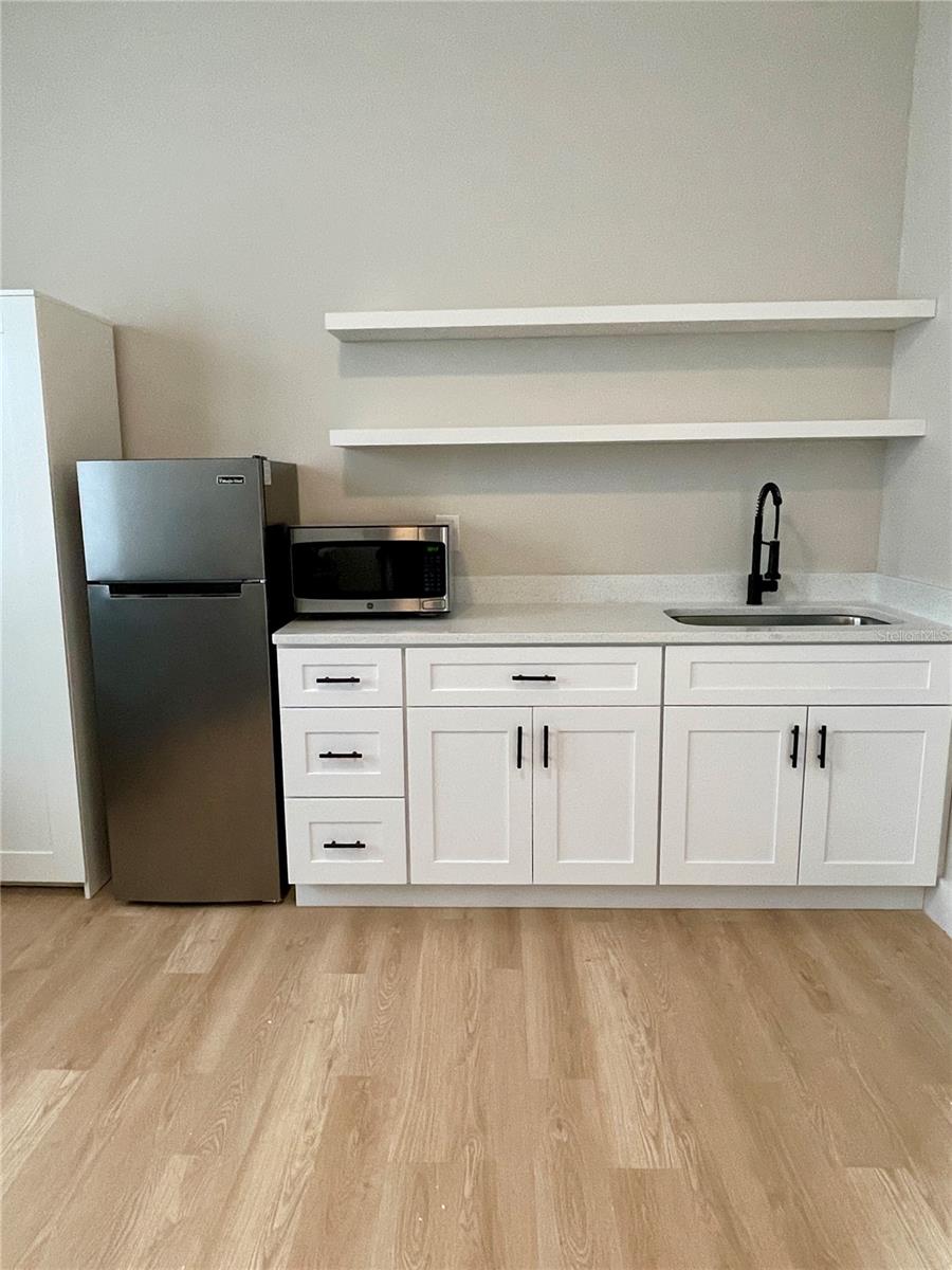 Image 3 of 8 For 4338 1-2 15th Street N B