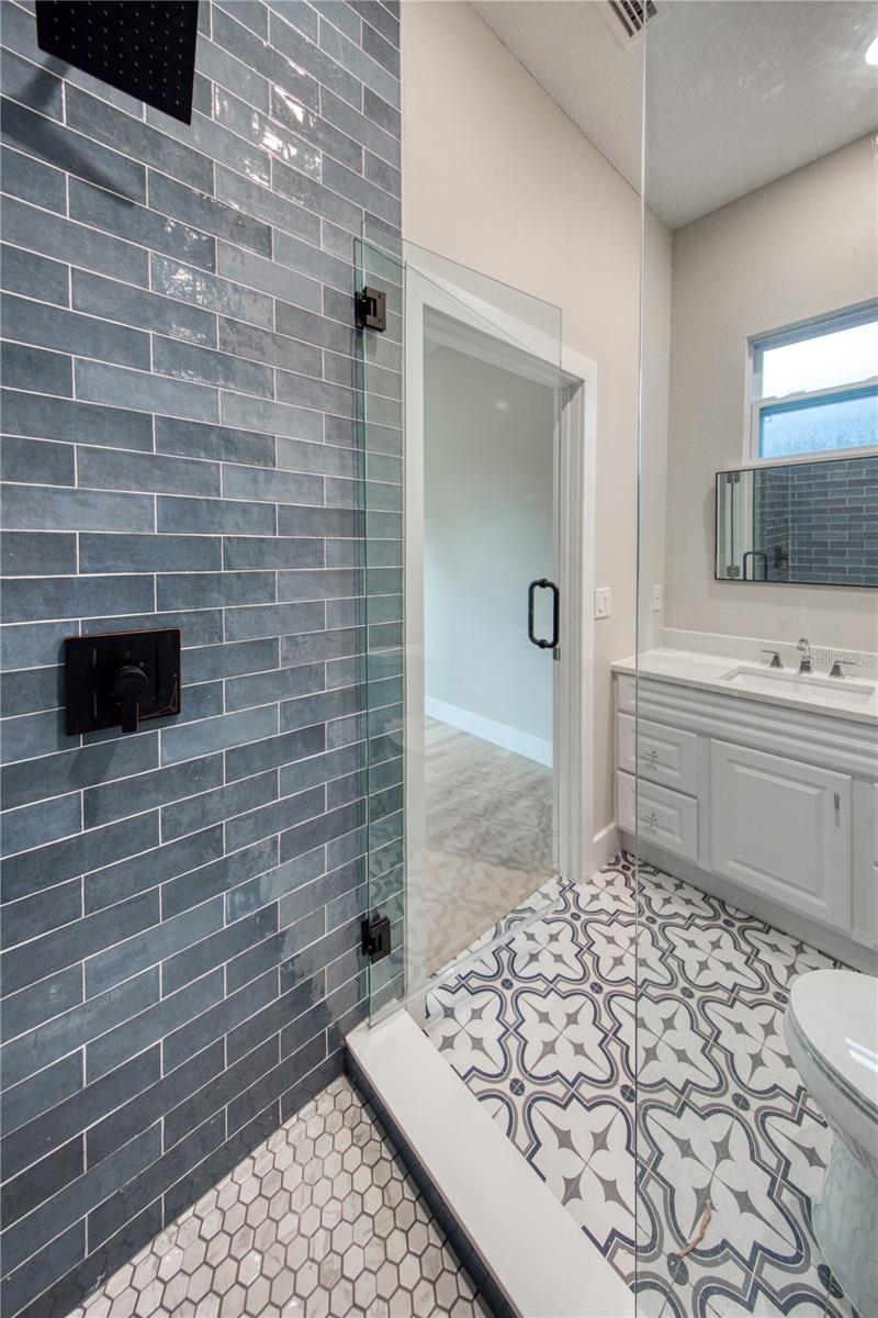 Image 6 of 8 For 4338 1-2 15th Street N B