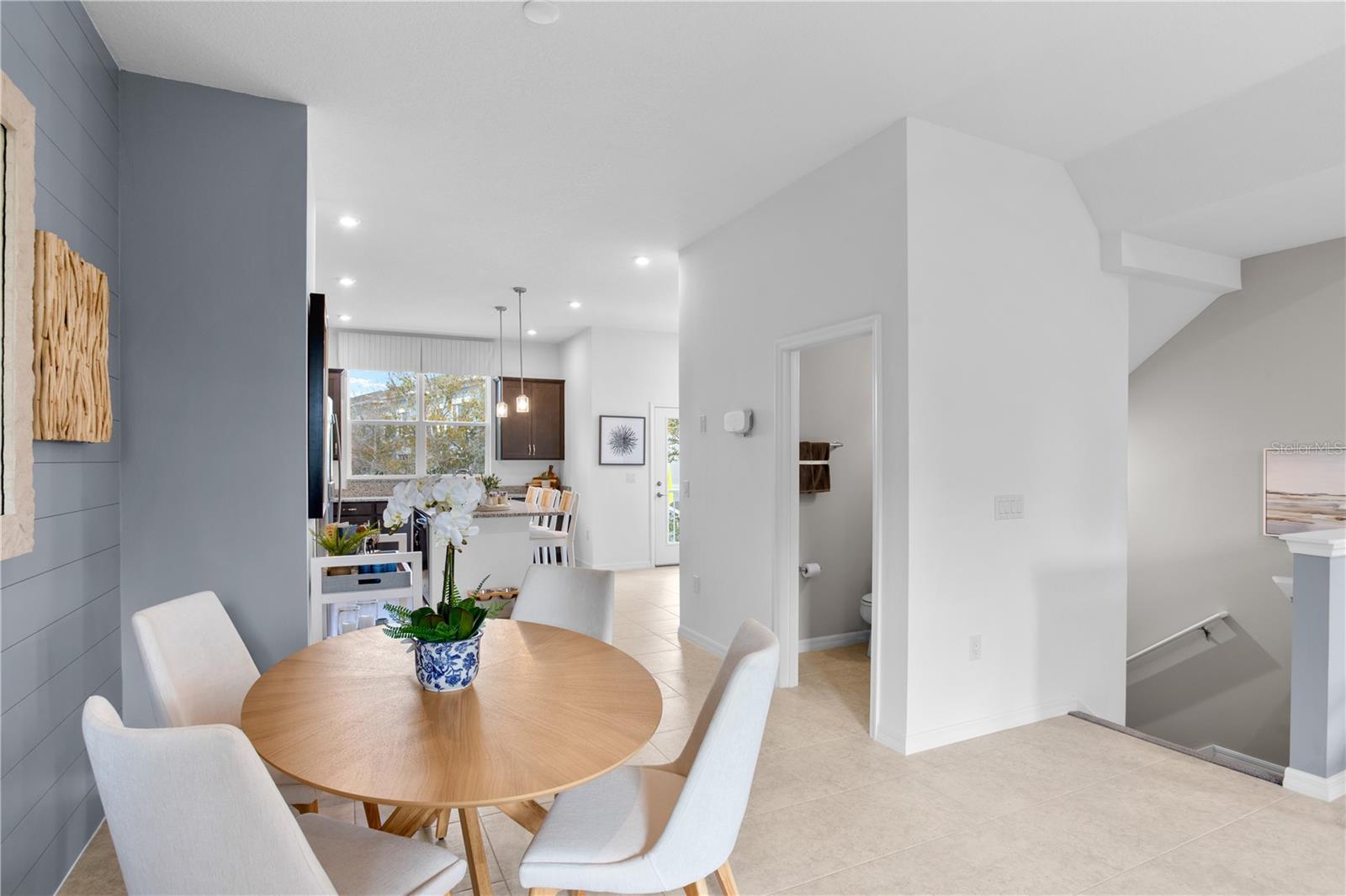 Listing photo id 20 for 9902 Tate Lane