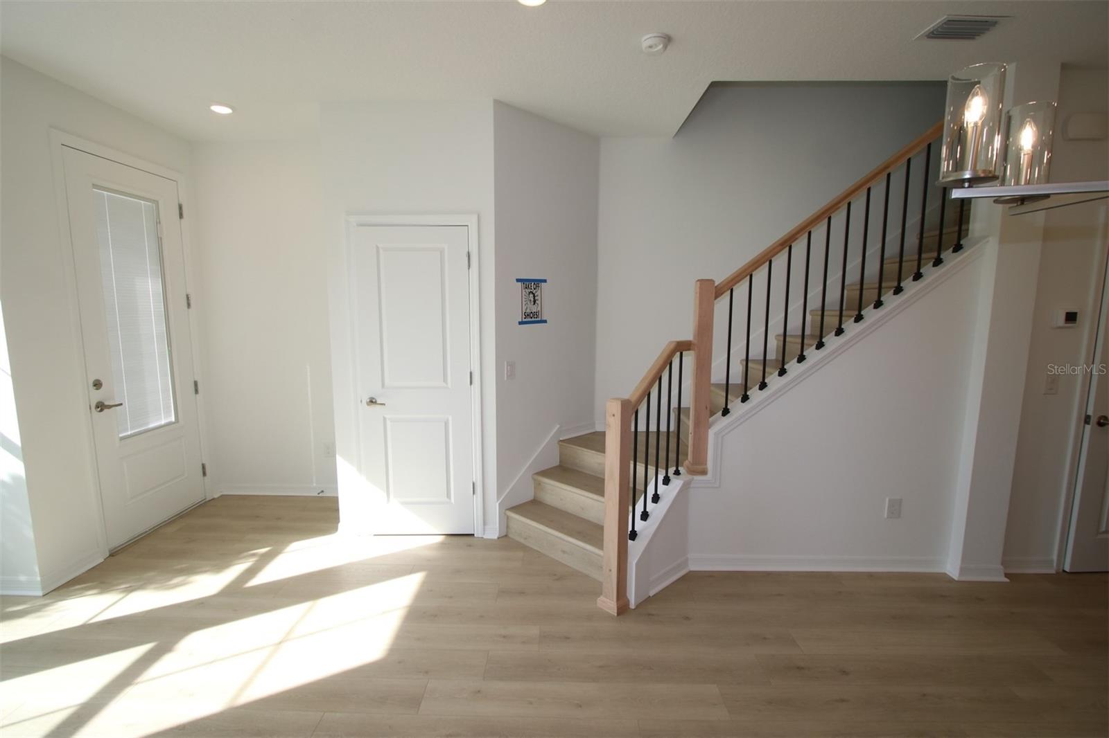 Image 14 of 36 For 4333 Roush Avenue