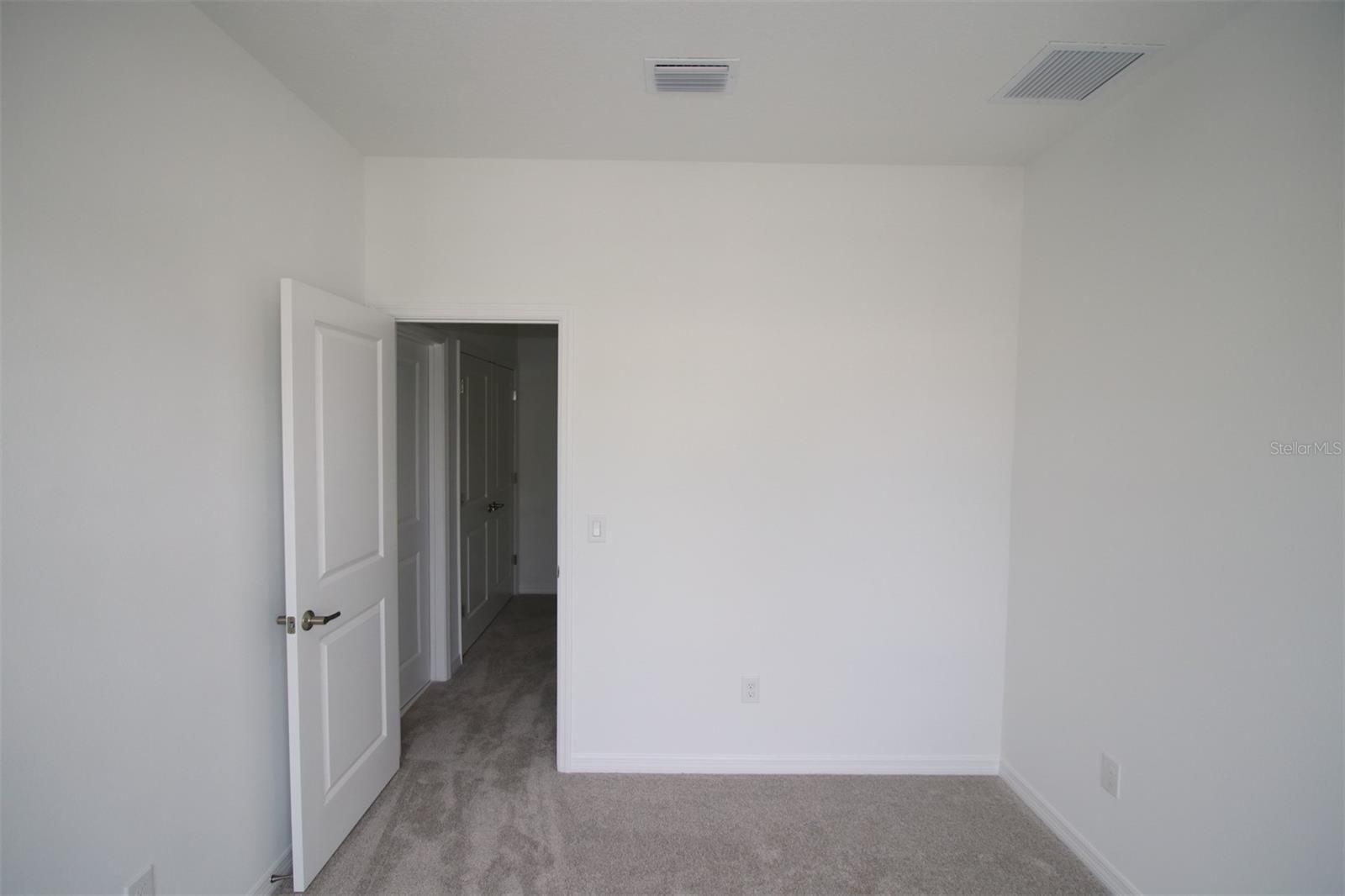 Image 20 of 36 For 4333 Roush Avenue