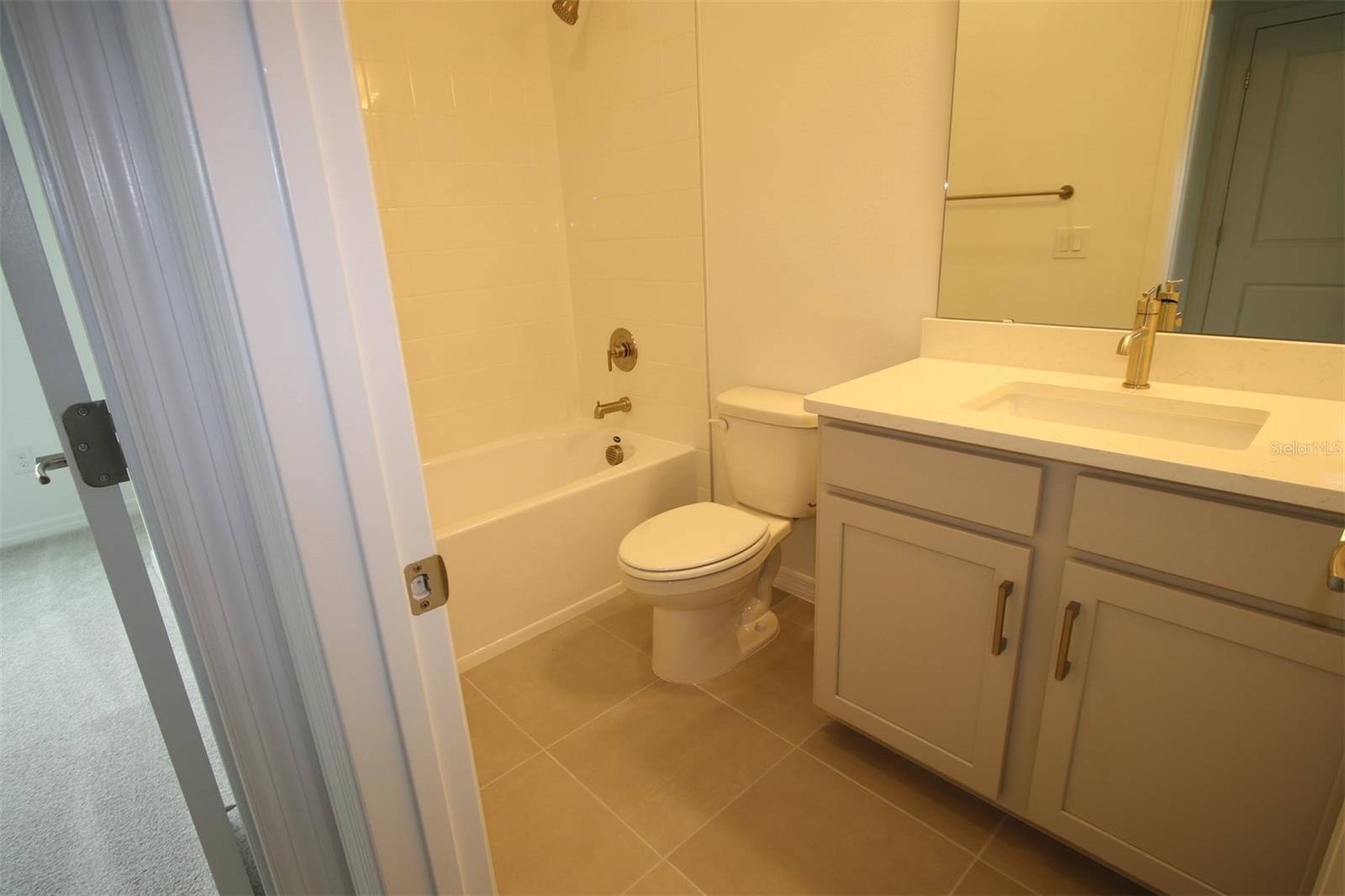 Image 21 of 36 For 4333 Roush Avenue