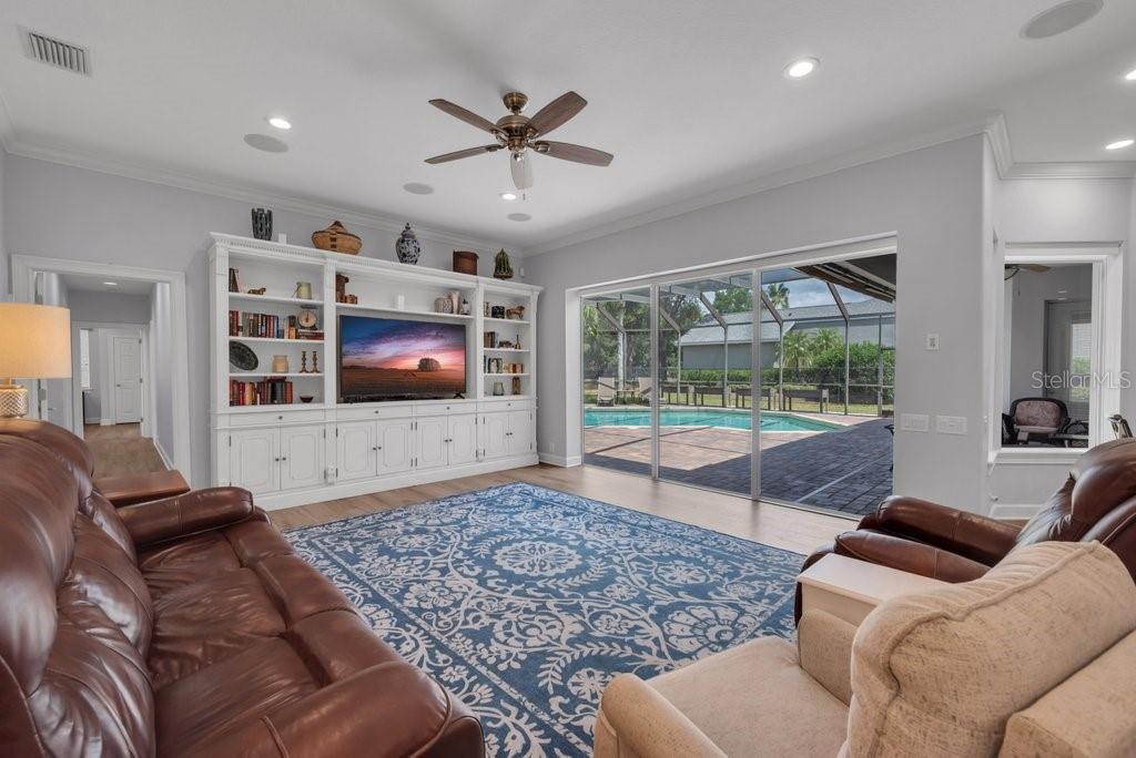 Image 18 of 75 For 5507 Keeler Oak Street