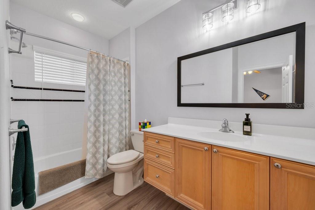 Image 35 of 75 For 5507 Keeler Oak Street