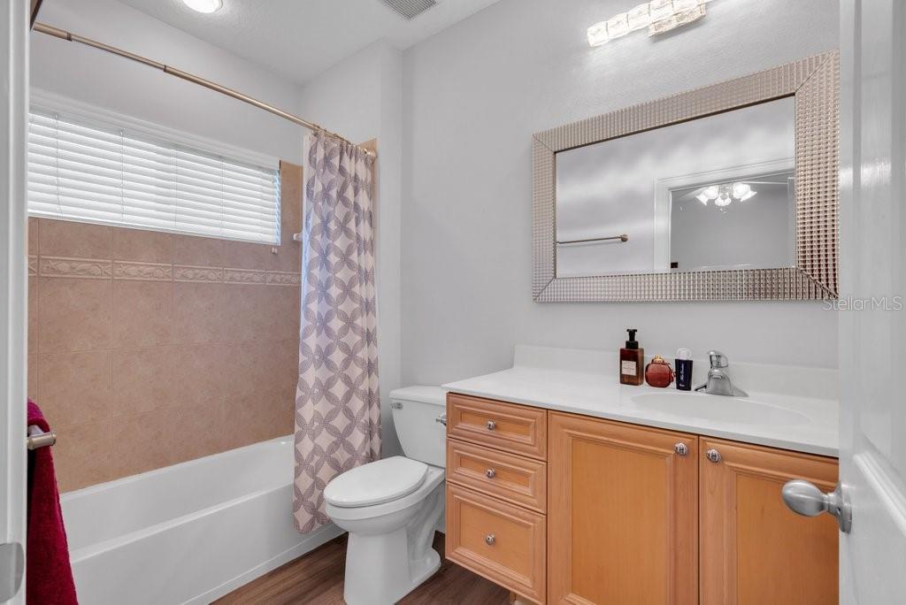 Image 37 of 75 For 5507 Keeler Oak Street