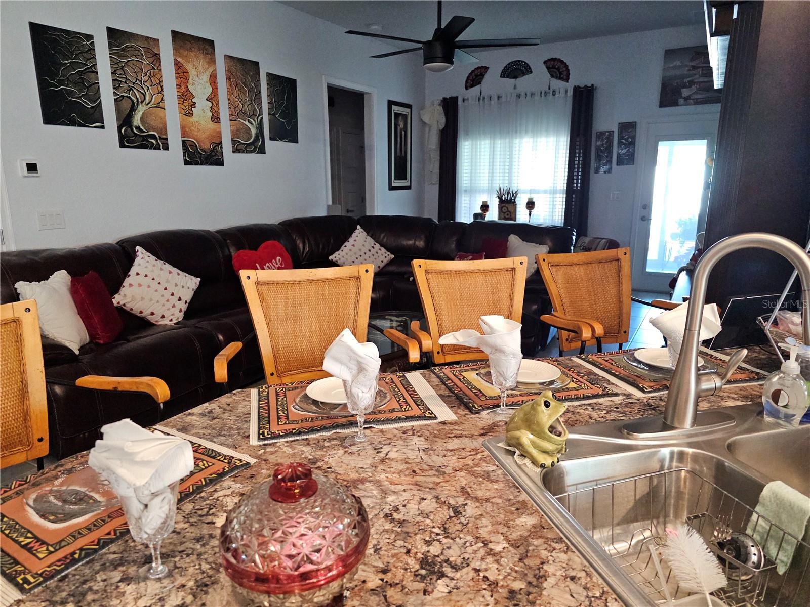 Listing photo id 5 for 14438 Scottburgh Glen Drive