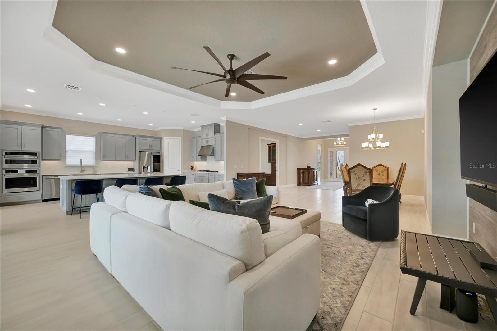 Image 13 of 97 For 5505 Caserta Court