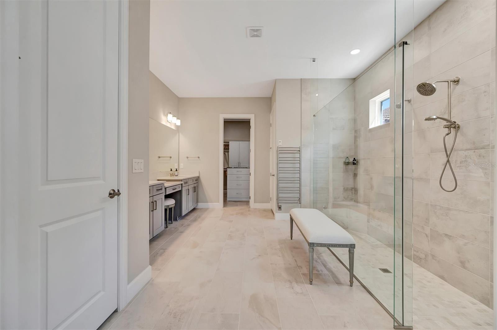 Image 38 of 97 For 5505 Caserta Court