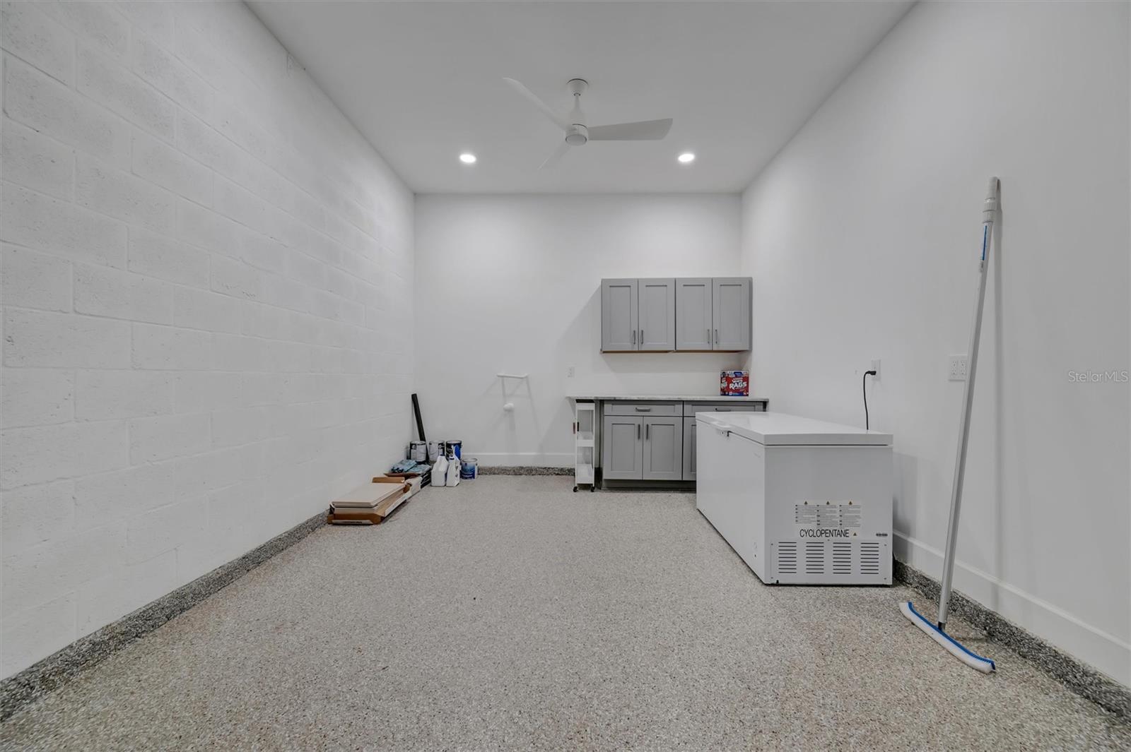 Image 62 of 97 For 5505 Caserta Court