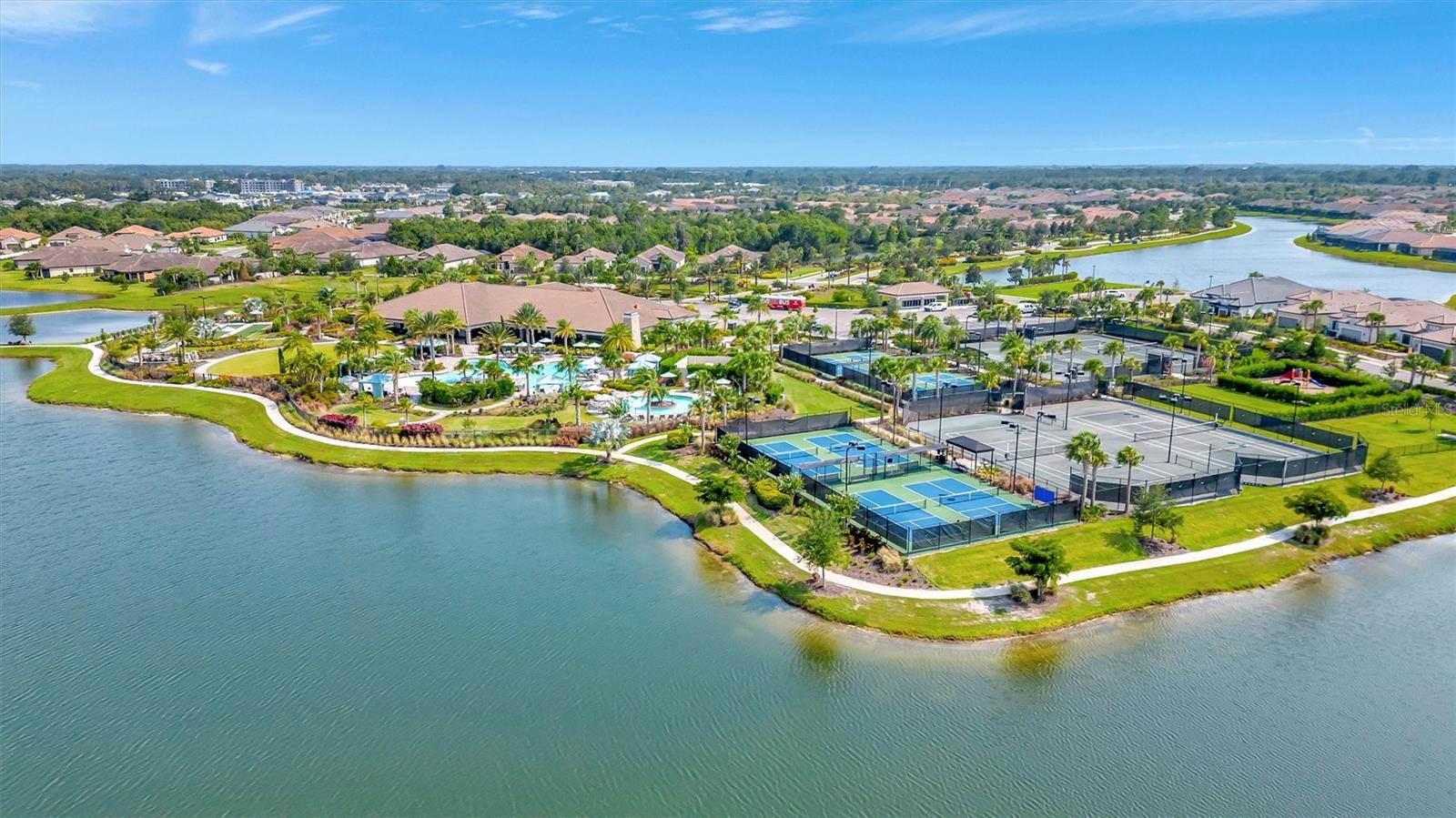 Image 67 of 97 For 5505 Caserta Court