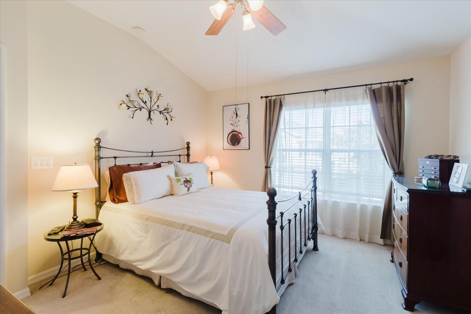 Image 28 of 47 For 6602 Goldenrod Road 99a