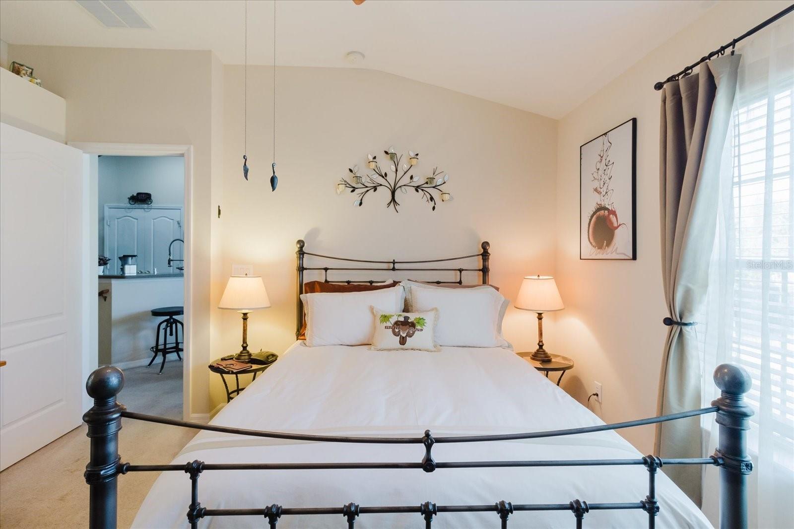 Image 29 of 47 For 6602 Goldenrod Road 99a