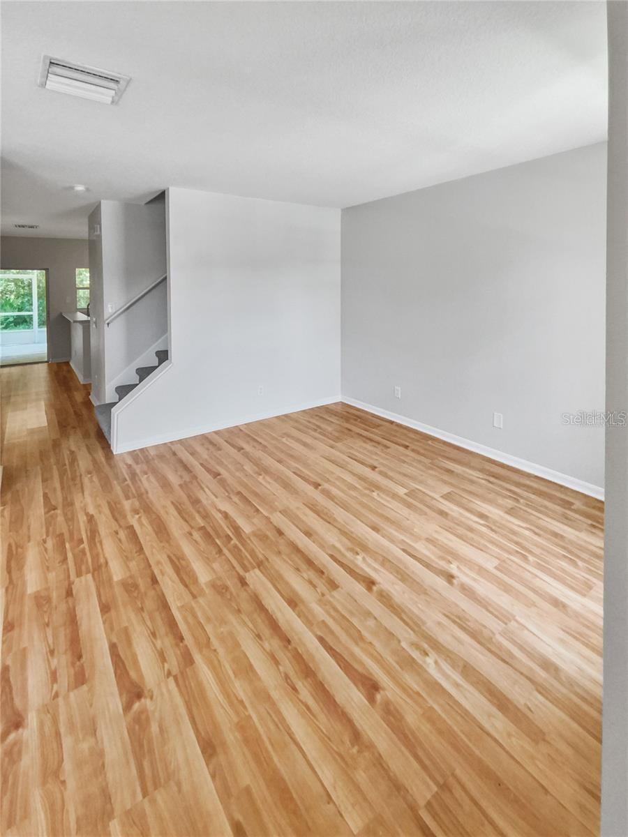 Image 10 of 39 For 30205 Swinford Lane