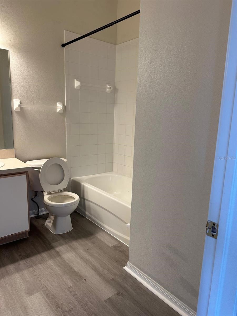 Image 21 of 39 For 30205 Swinford Lane