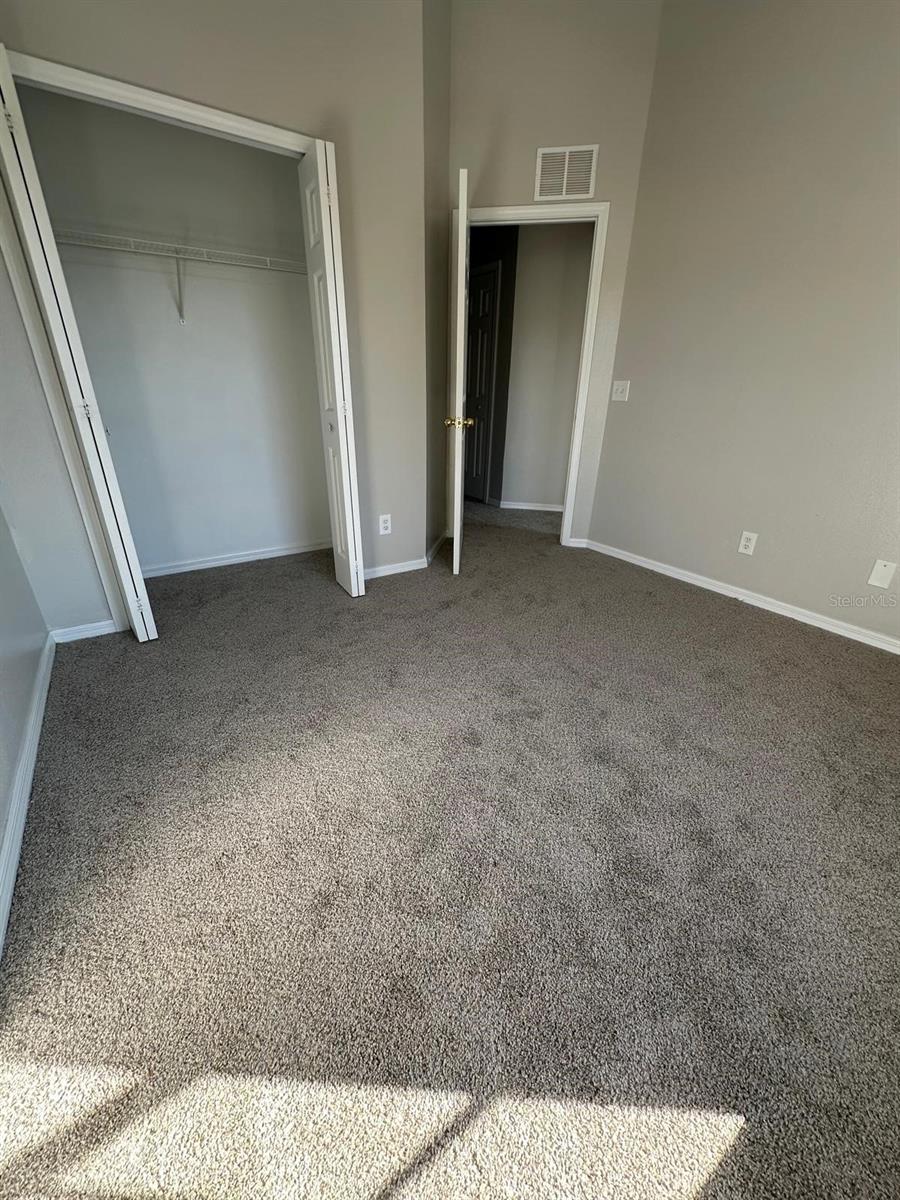 Image 4 of 39 For 30205 Swinford Lane