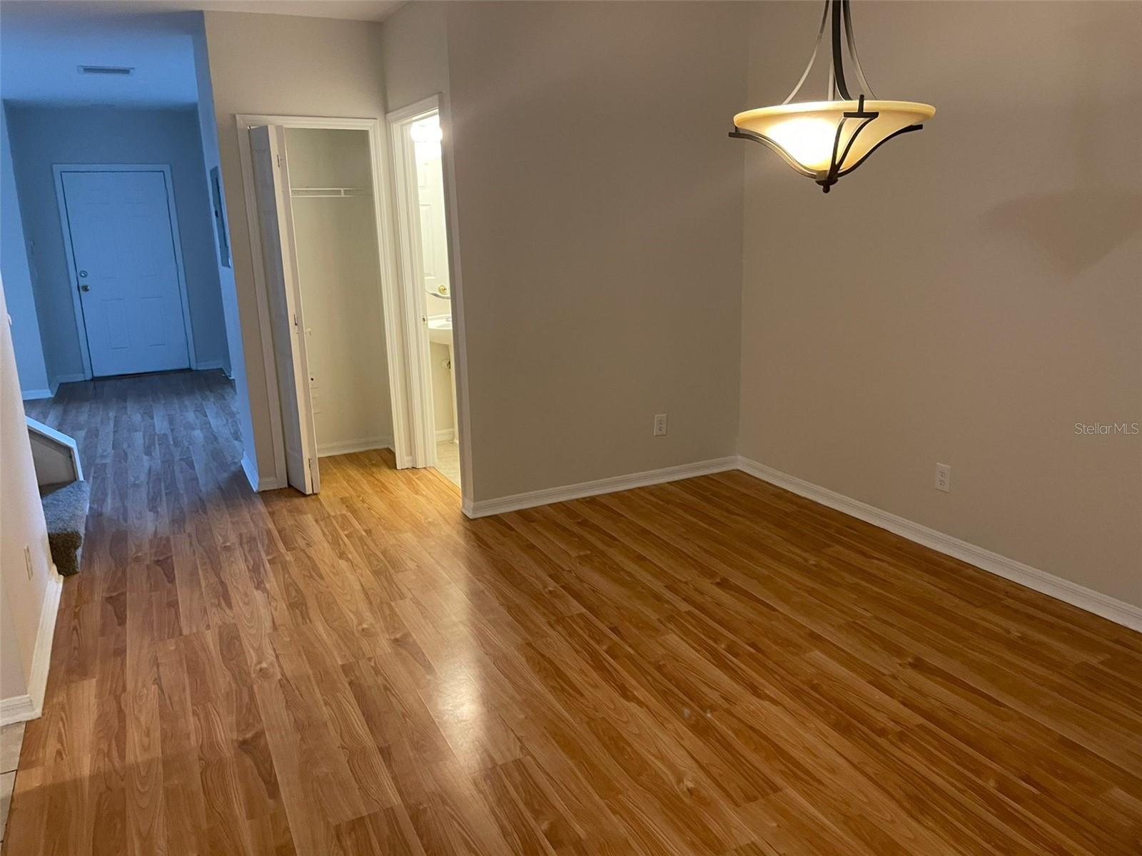 Image 5 of 39 For 30205 Swinford Lane