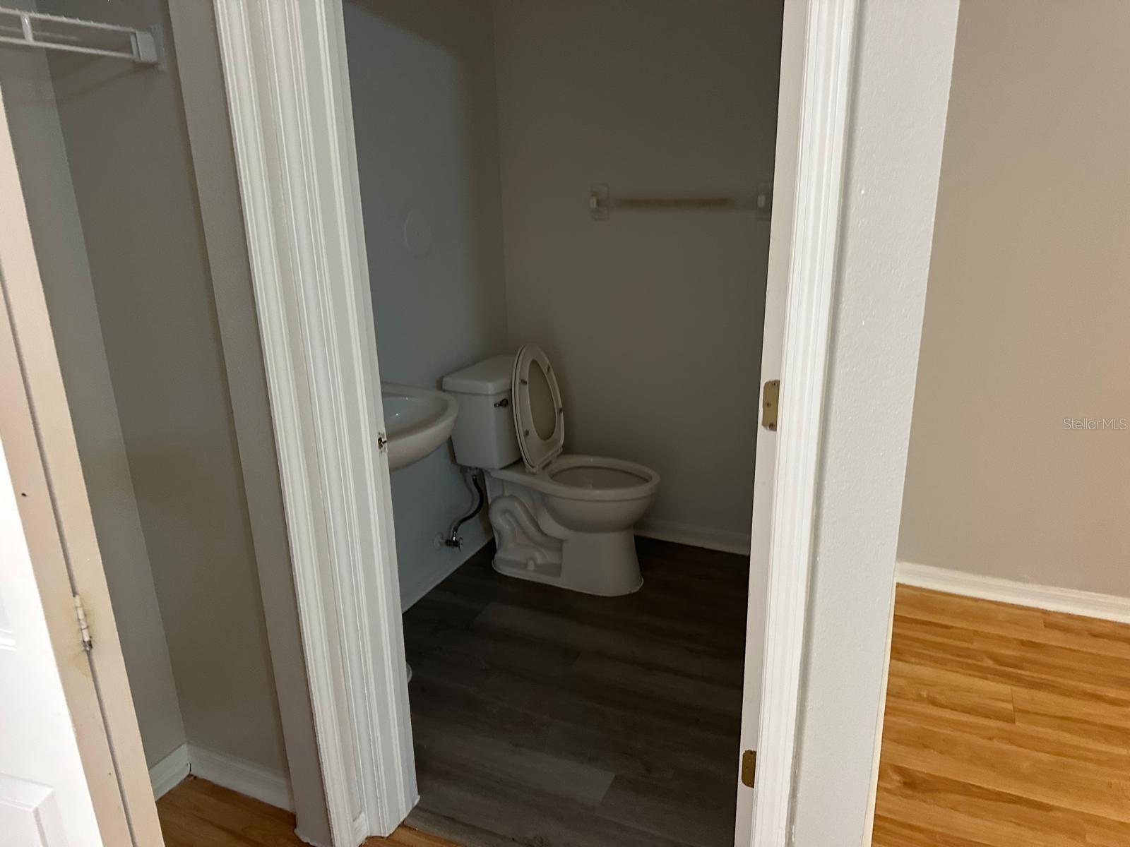 Image 6 of 39 For 30205 Swinford Lane