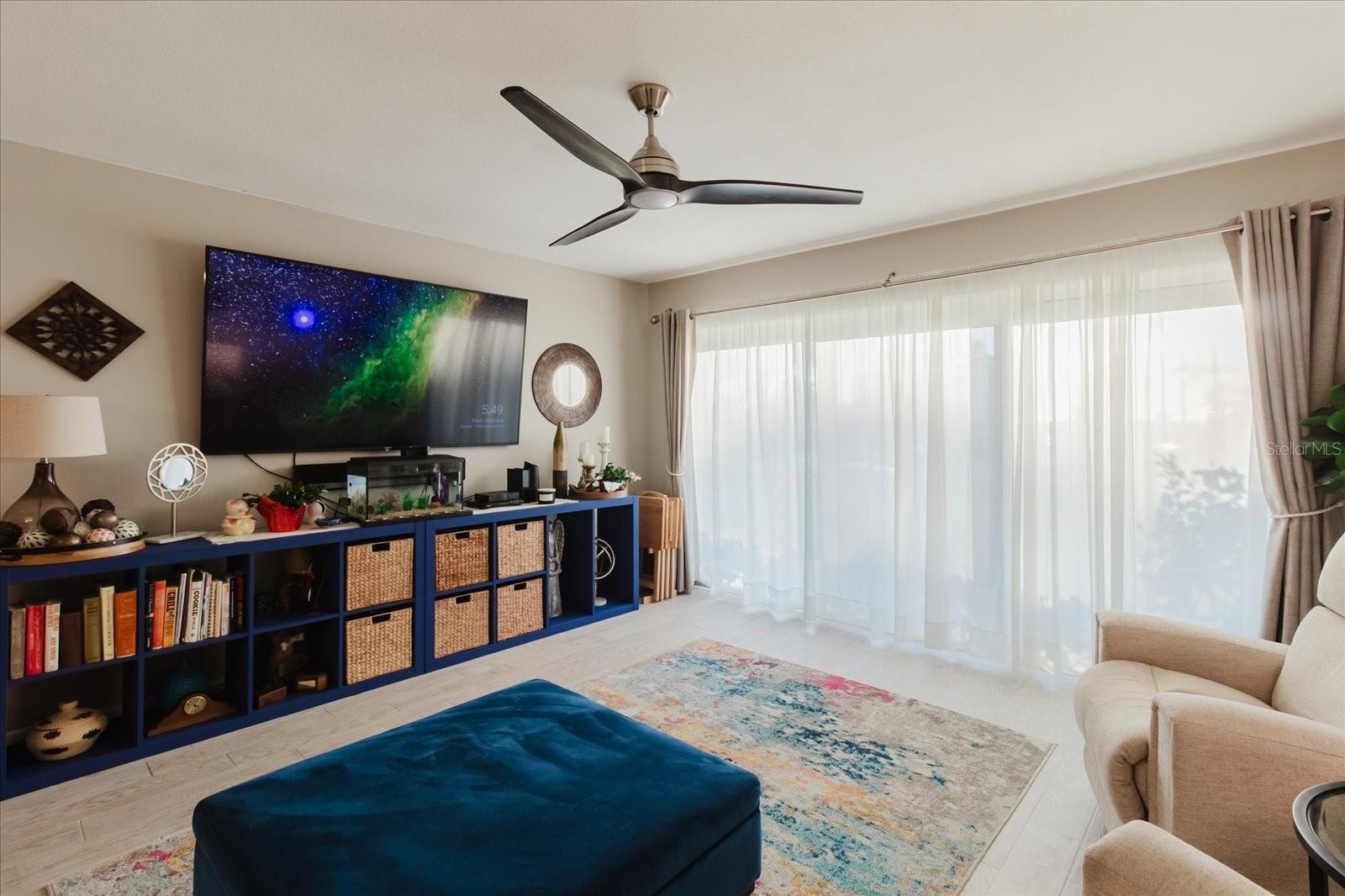 Image 12 of 86 For 208 Mariner Drive 208