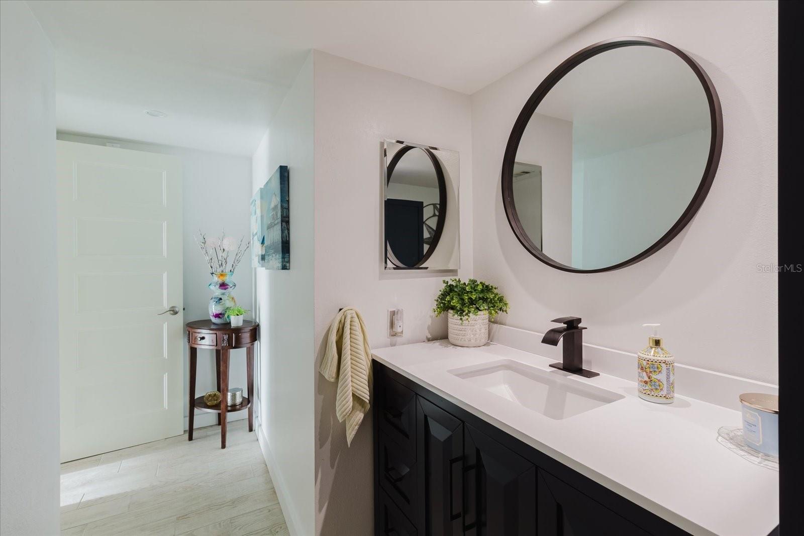 Image 29 of 86 For 208 Mariner Drive 208