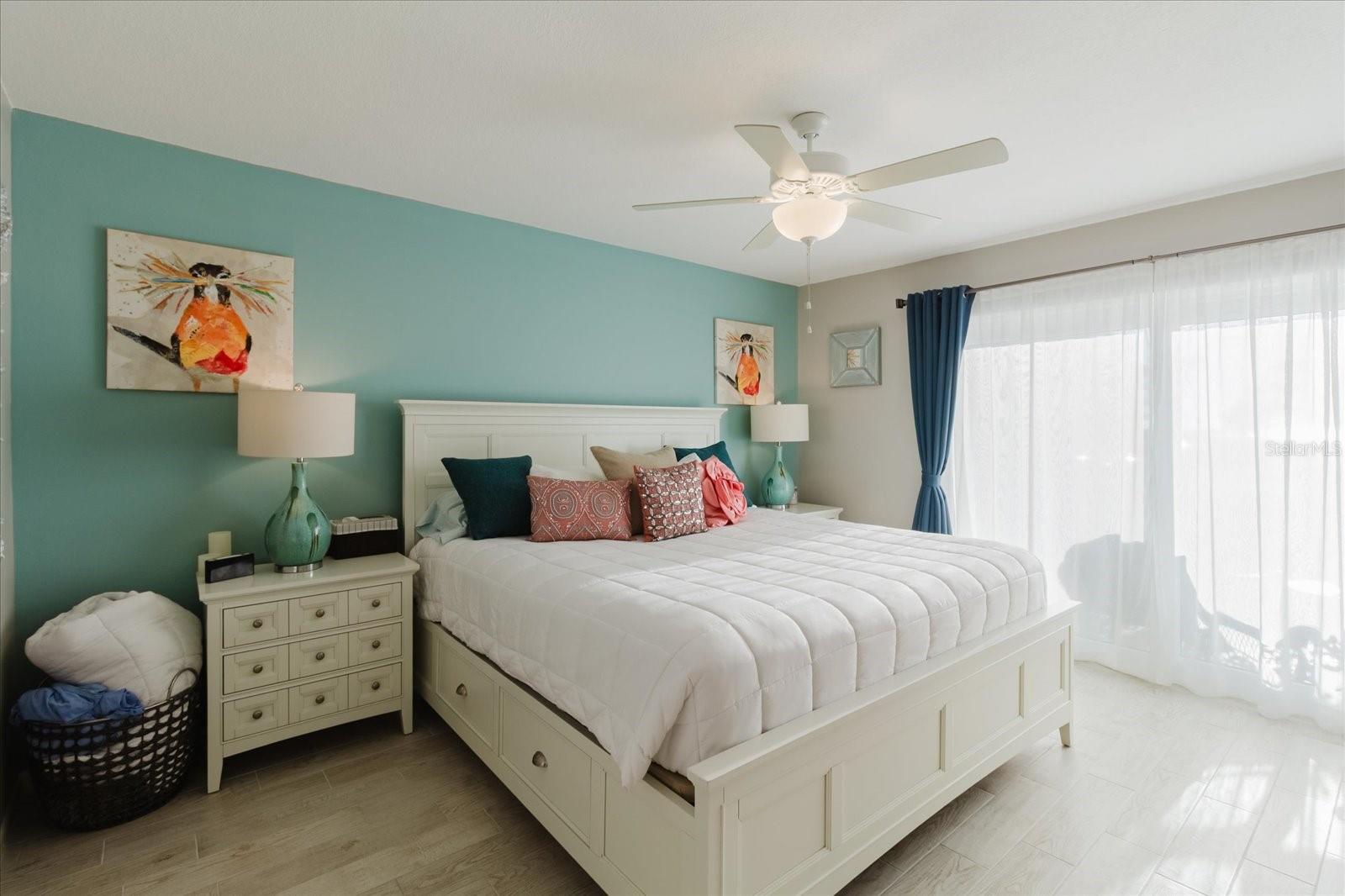 Image 30 of 86 For 208 Mariner Drive 208