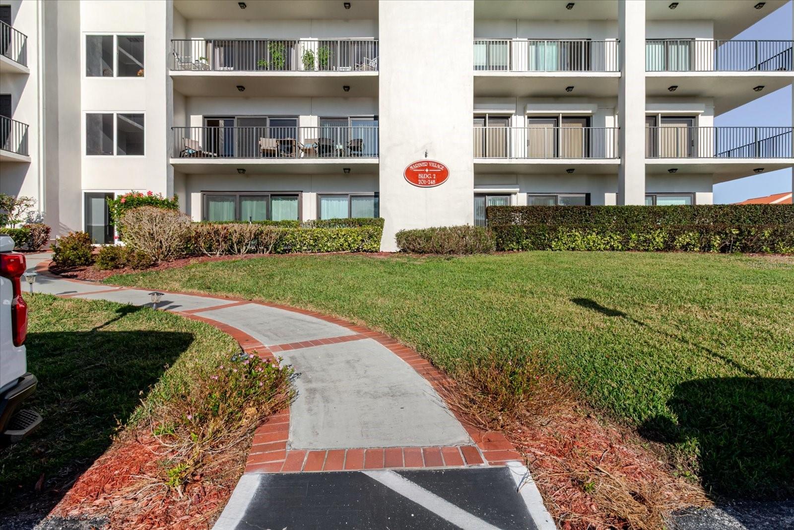 Image 7 of 86 For 208 Mariner Drive 208