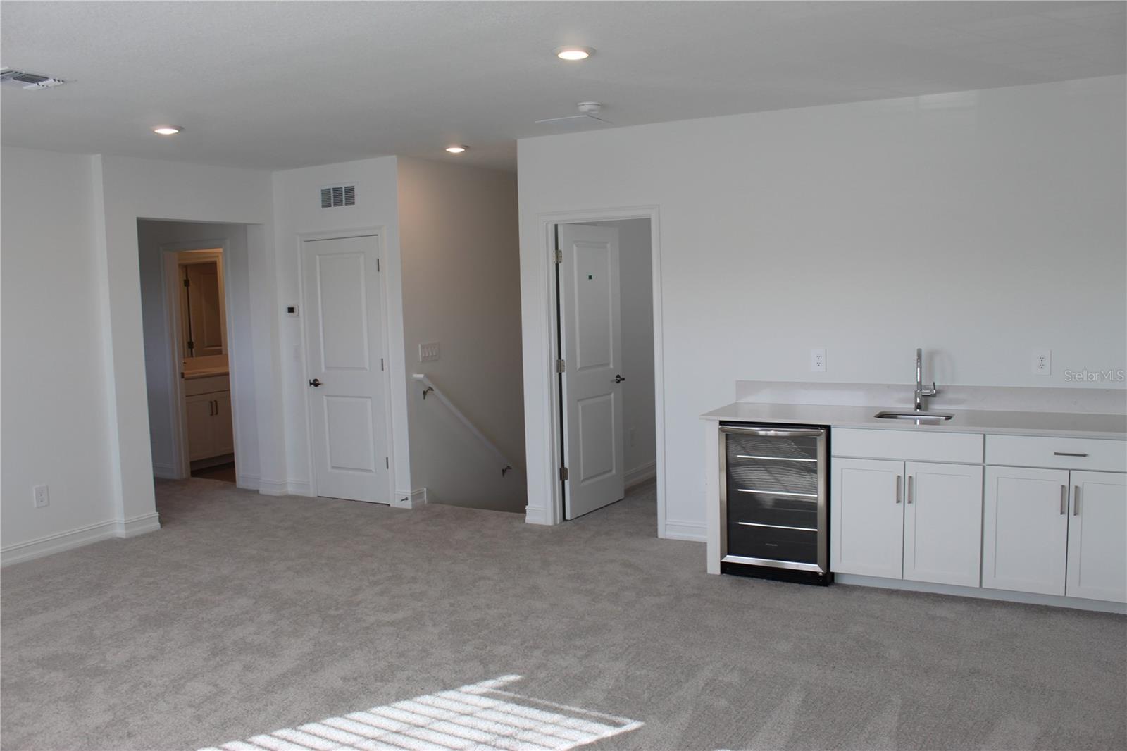 Image 15 of 31 For 18562 Serene Lake Loop