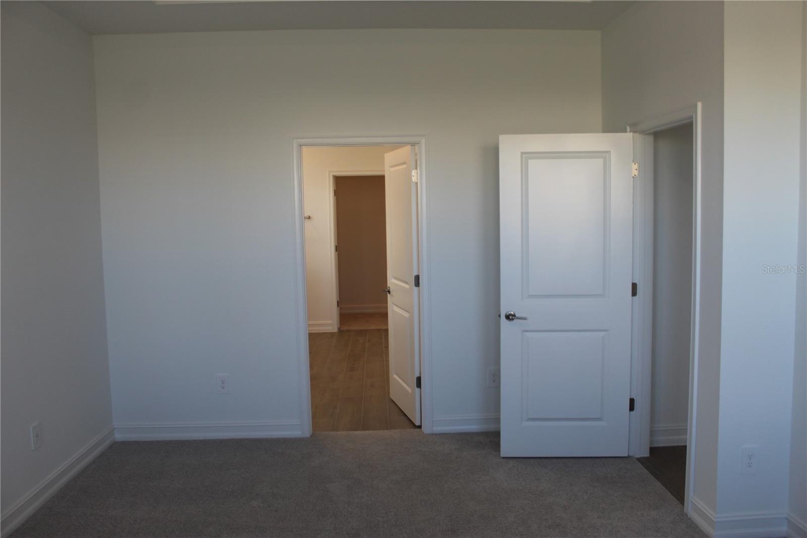 Image 16 of 31 For 18562 Serene Lake Loop