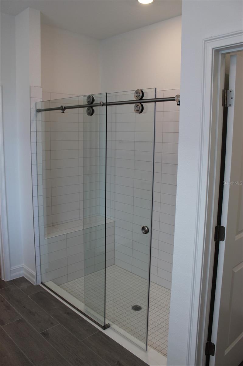 Image 19 of 31 For 18562 Serene Lake Loop