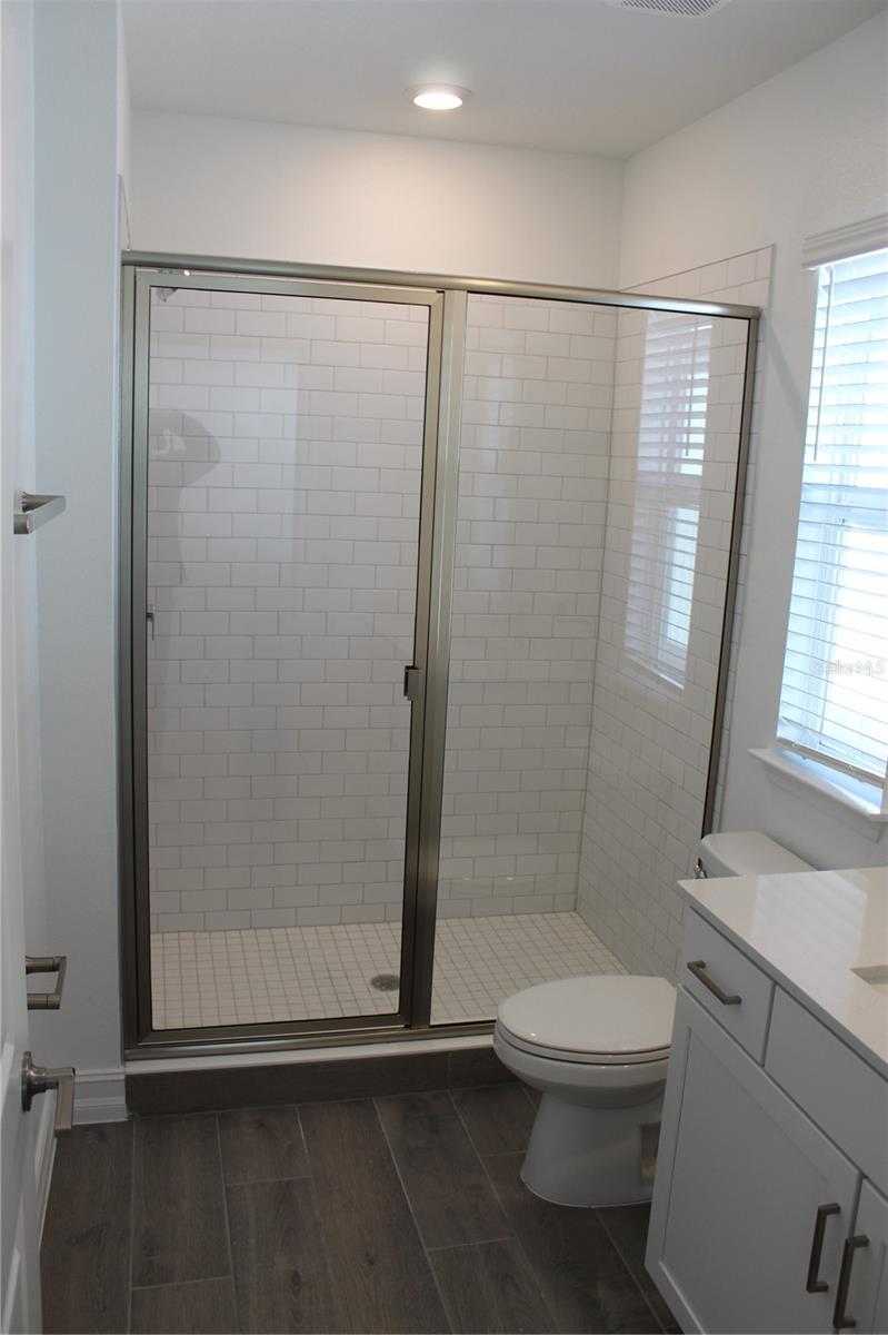 Image 26 of 31 For 18562 Serene Lake Loop