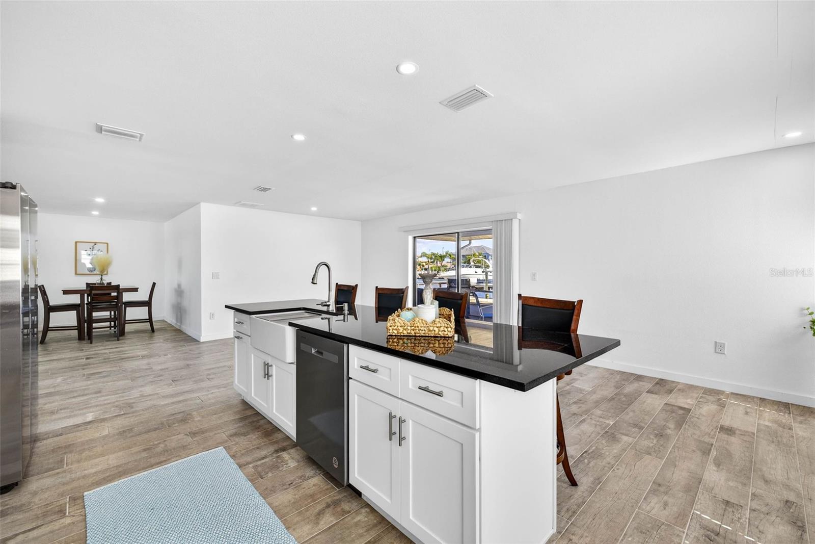 Image 10 of 87 For 5448 Leeward Lane