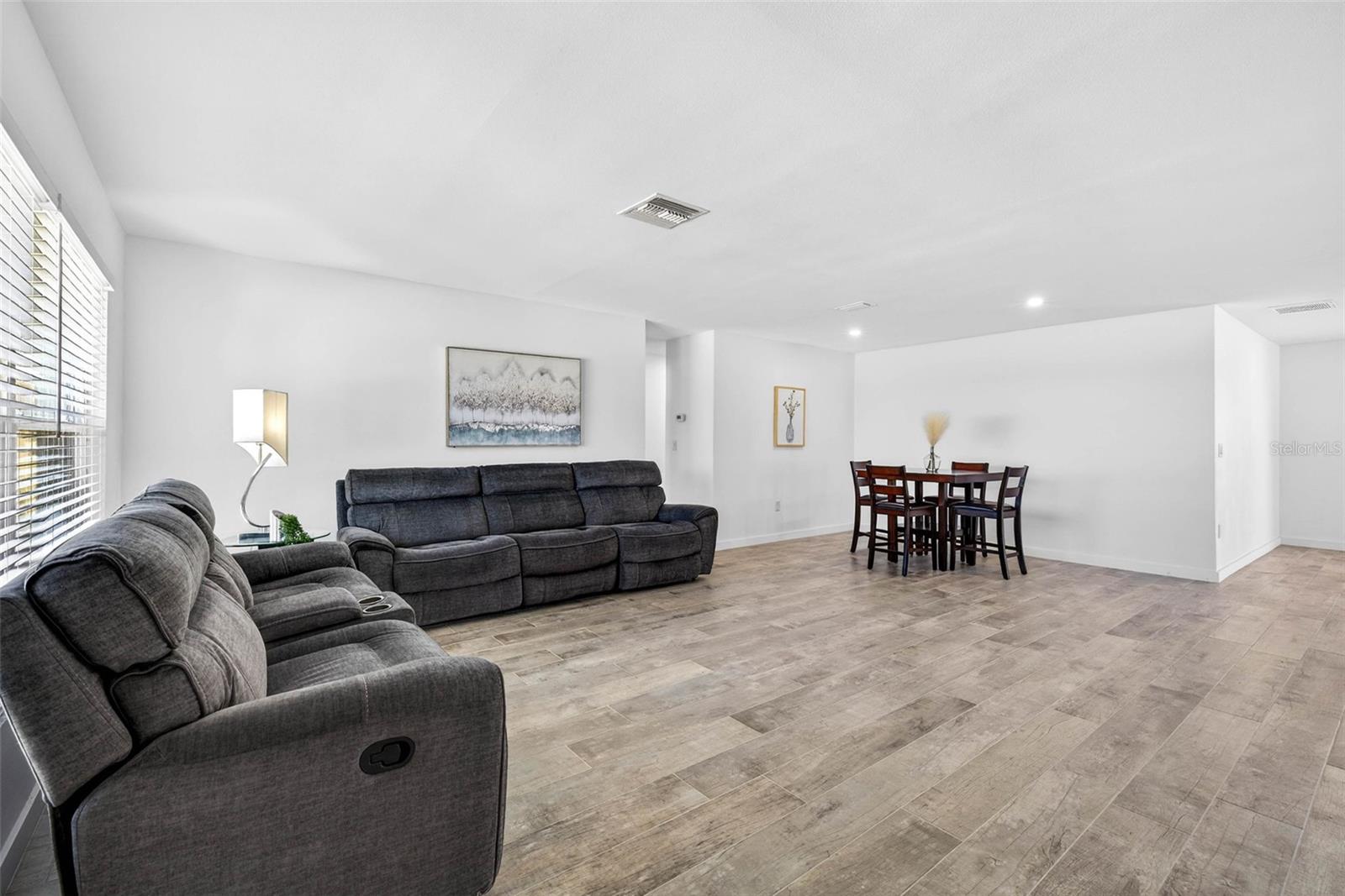 Image 14 of 87 For 5448 Leeward Lane