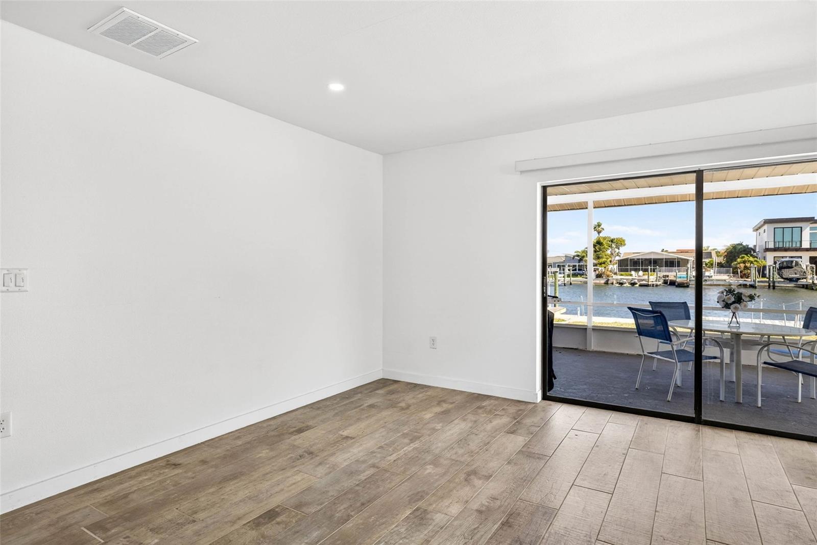 Image 20 of 87 For 5448 Leeward Lane