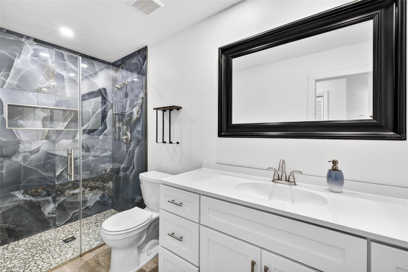 Image 24 of 87 For 5448 Leeward Lane