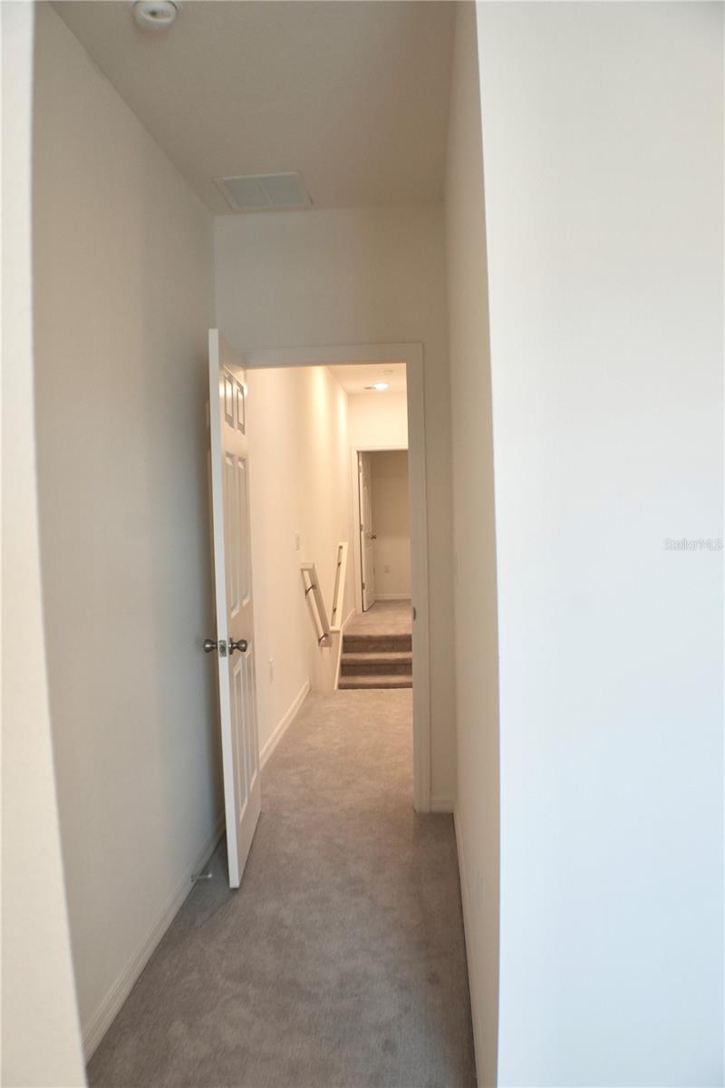 Image 28 of 40 For 4378 Sailplane Court