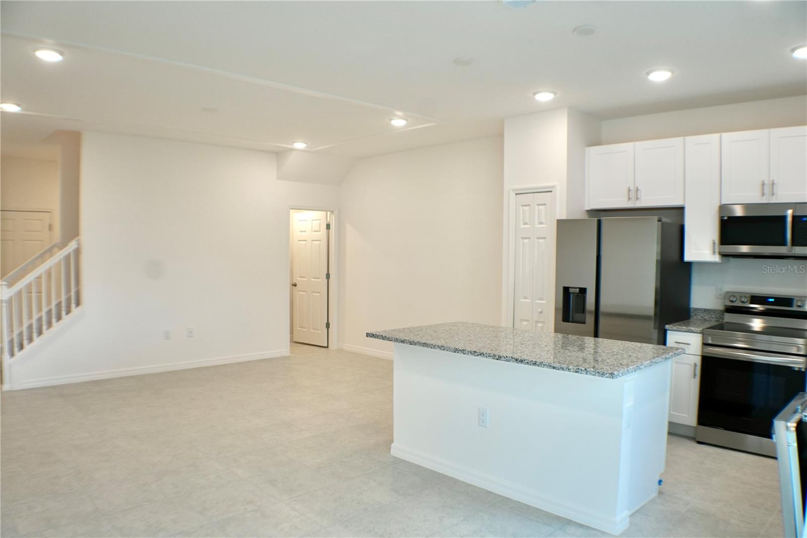 Image 3 of 40 For 4378 Sailplane Court