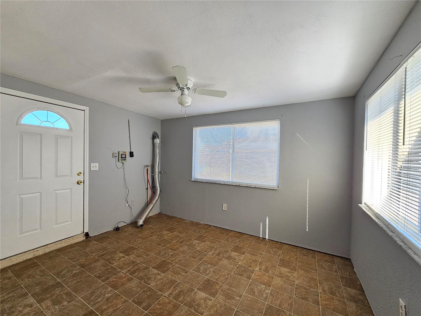 Image 16 of 19 For 3029 Kilburn Road