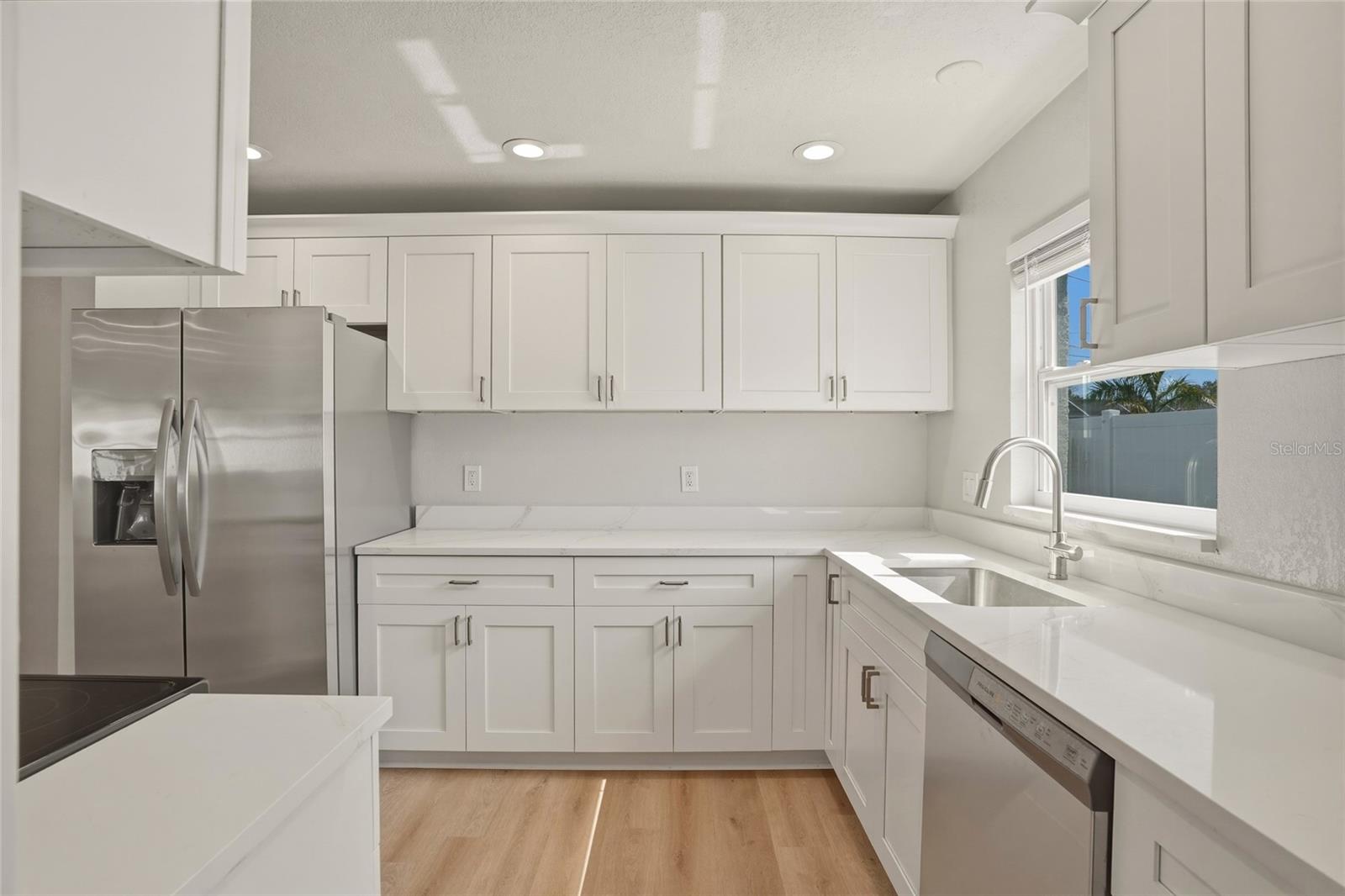 Image 10 of 34 For 4511 Helena Street Ne