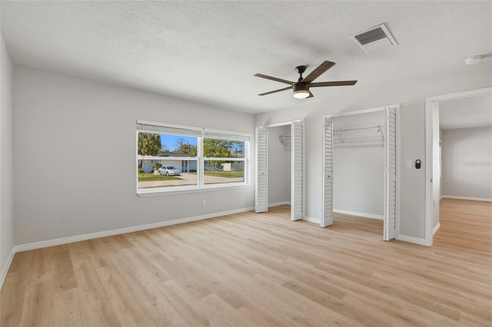 Image 13 of 34 For 4511 Helena Street Ne