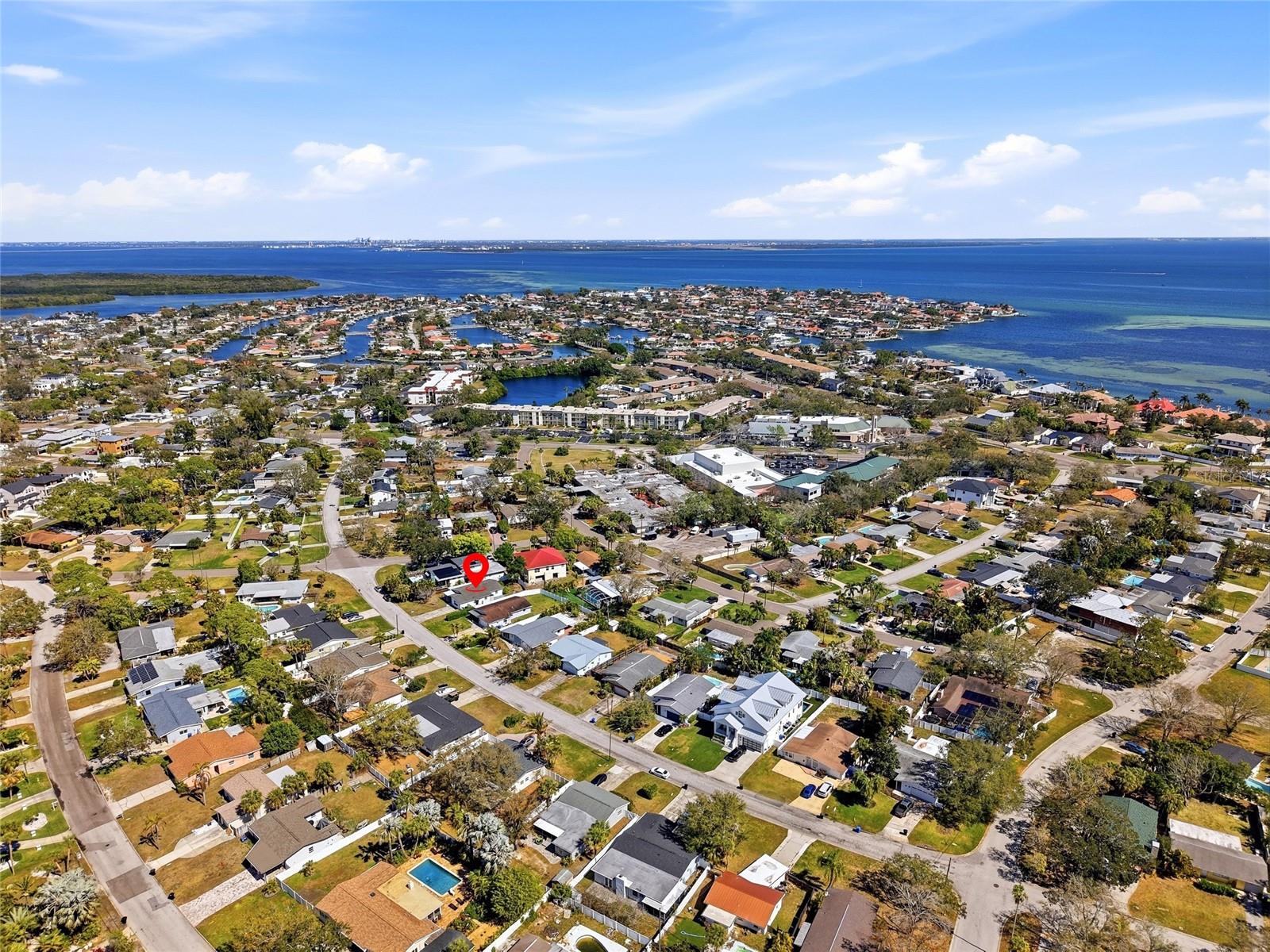 Image 32 of 34 For 4511 Helena Street Ne